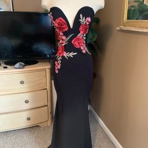 Long black dress